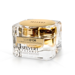 <p>This gel mask provides an instant flash effect and a great&nbsp;supply of brightness while acting on wrinkles and&nbsp;expression lines. Your skin will appear firm and silky.</p>